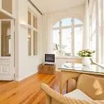 Astrid, T1 Duesseldorf